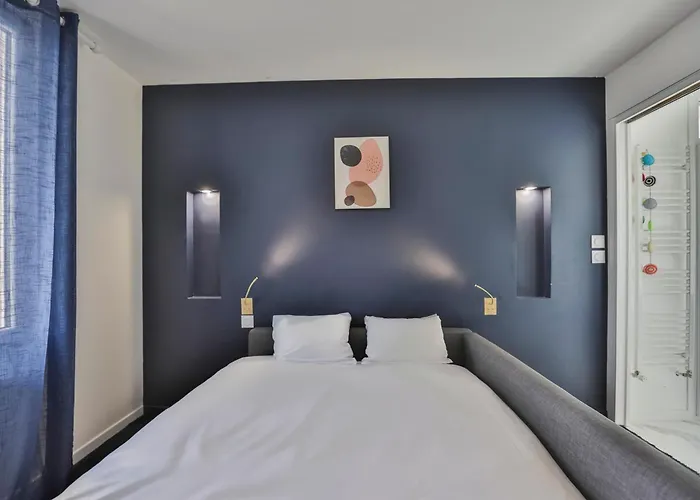 Parisse Au Centre De La Chaume